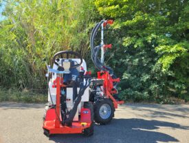 Machine agricole de traitement